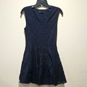 Zara Basic Navy Blue Navy Lace Dress size 5 or size small